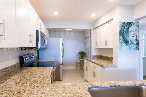 14 Royal Palm Way #6010, Boca Raton, FL 33432