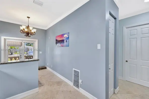 853 SW 11th Ct, Fort Lauderdale, FL 33315