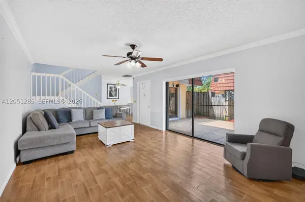 719 NW 98th Cir, Plantation, FL 33324
