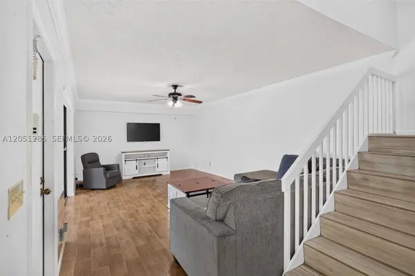 719 NW 98th Cir, Plantation, FL 33324