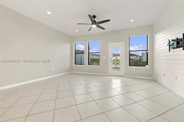2804 Troubadour St, Palm Springs, FL 33406