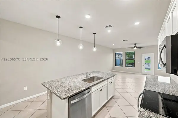 2804 Troubadour St, Palm Springs, FL 33406
