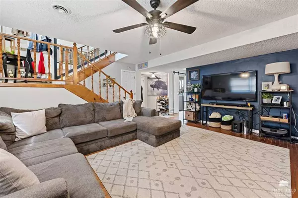 1912 Apache DR, Junction City, KS 66441