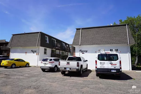 1210 Vattier ST, Manhattan, KS 66502