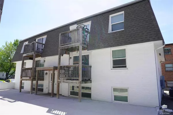 1210 Vattier ST, Manhattan, KS 66502