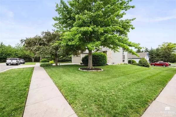 1230 Caroline AVE, Junction City, KS 66441