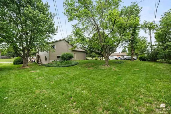 1230 Caroline AVE, Junction City, KS 66441