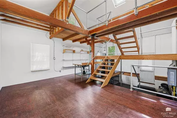 609 Allen, Manhattan, KS 66502