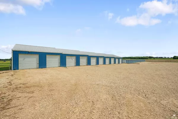 404 E 9th ST, Milford, KS 66514