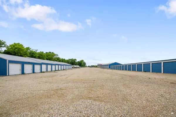 404 E 9th ST, Milford, KS 66514