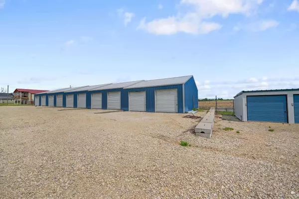 404 E 9th ST, Milford, KS 66514