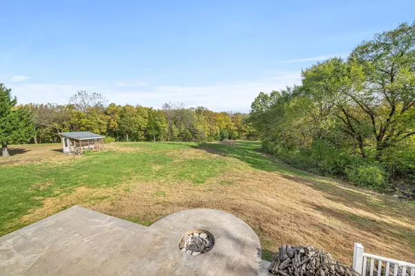 5220 Terra Heights DR, Manhattan, KS 66502