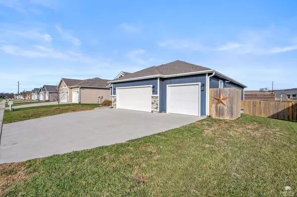 8685 Kinzie Jo WAY, Manhattan, KS 66502