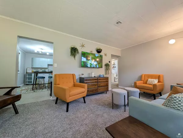 931 Claflin ST, Manhattan, KS 66502