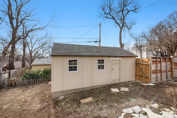 2129 Walnut DR, Manhattan, KS 66502