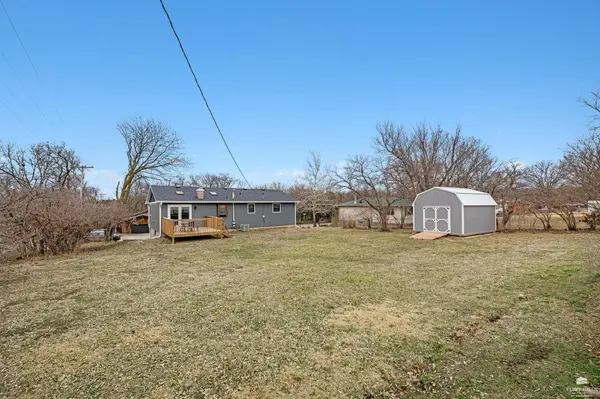 2017 Blue Hills RD, Manhattan, KS 66502
