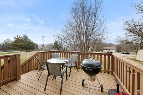 1501 Holly LN, Junction City, KS 66441