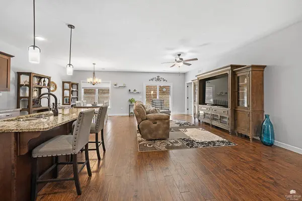 320 Rosewalk PL, Manhattan, KS 66503