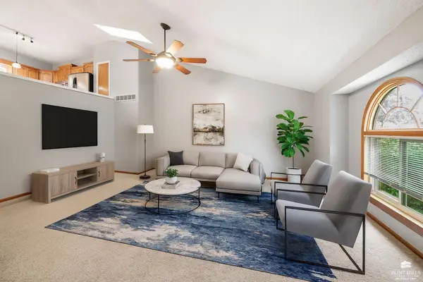 3360 Effingham DR, Manhattan, KS 66503