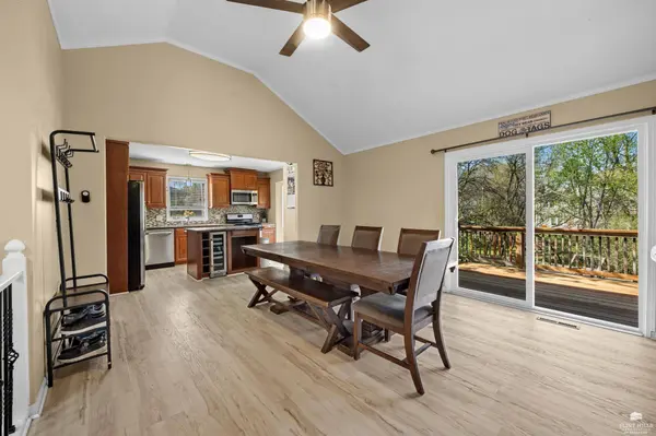 118 S Kiowa CT, Junction City, KS 66441