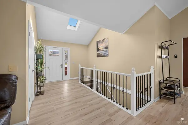 118 S Kiowa CT, Junction City, KS 66441