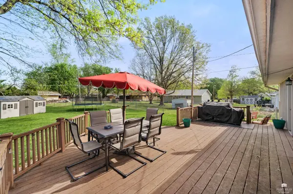 3010 James AVE, Manhattan, KS 66502