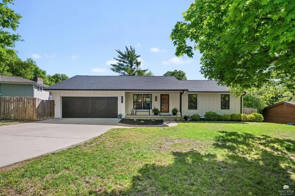 207 Carlisle TER, Manhattan, KS 66503