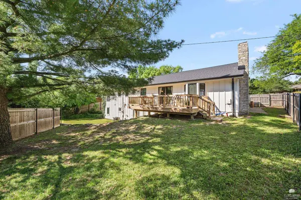207 Carlisle TER, Manhattan, KS 66503