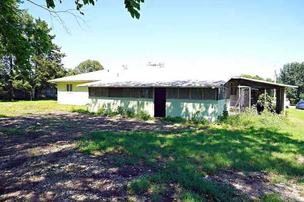 5290 Ashley RD, Wamego, KS 66547