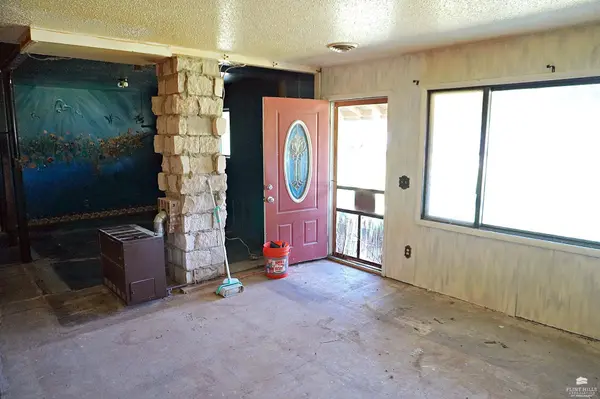 5290 Ashley RD, Wamego, KS 66547