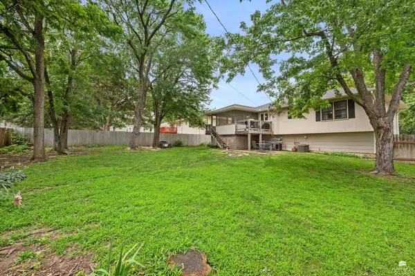 3007 Shaffer ST, Manhattan, KS 66503