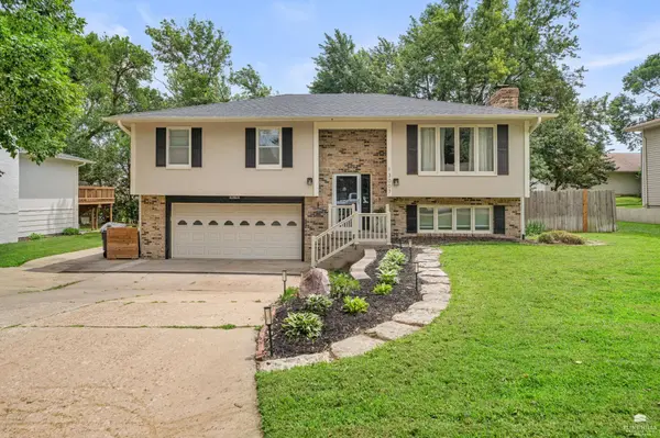 3007 Shaffer ST, Manhattan, KS 66503
