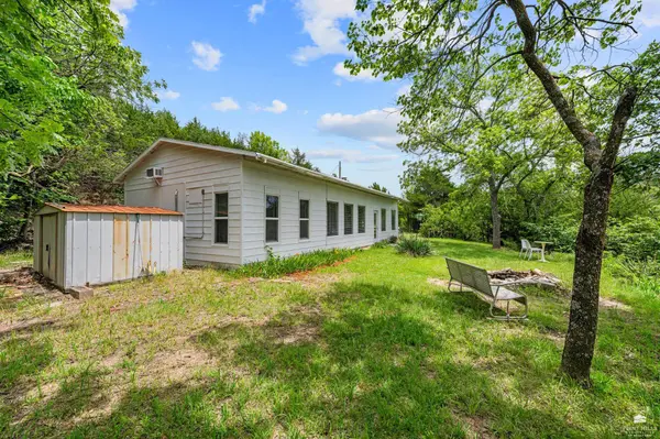 2598 N Fork Canyon, Olsburg, KS 66520