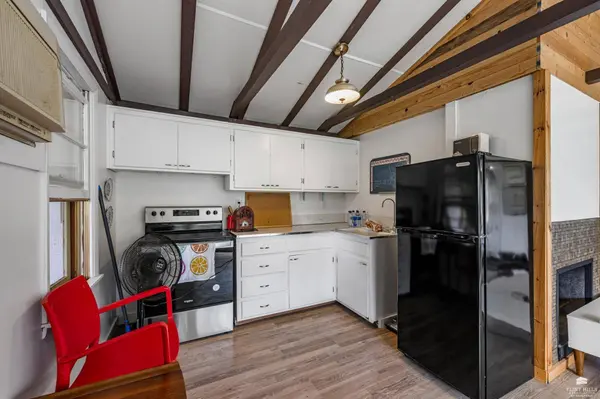 2602 N Fork Canyon, Olsburg, KS 66520