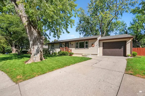 2508 Church CIR, Manhattan, KS 66502