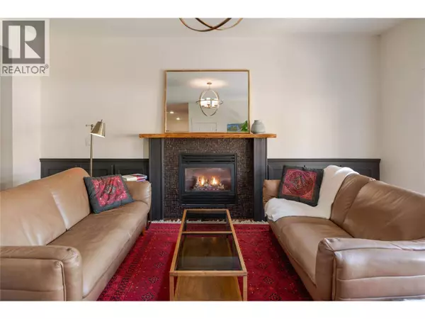 1818 Bowes Street, Kelowna, BC V1Y0B3