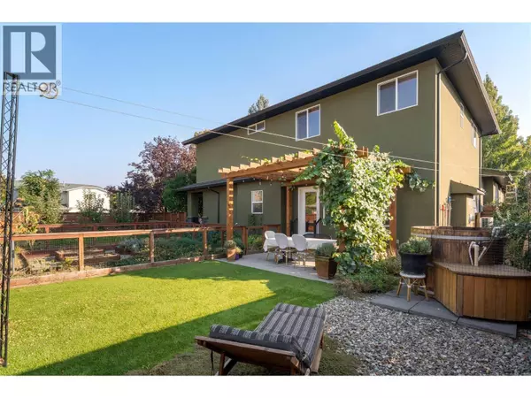 1818 Bowes Street, Kelowna, BC V1Y0B3