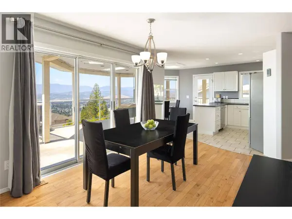 877 Toovey Road, Kelowna, BC V1X6R2