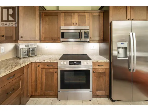 2470 Tuscany DR #207, West Kelowna, BC V4T3G8