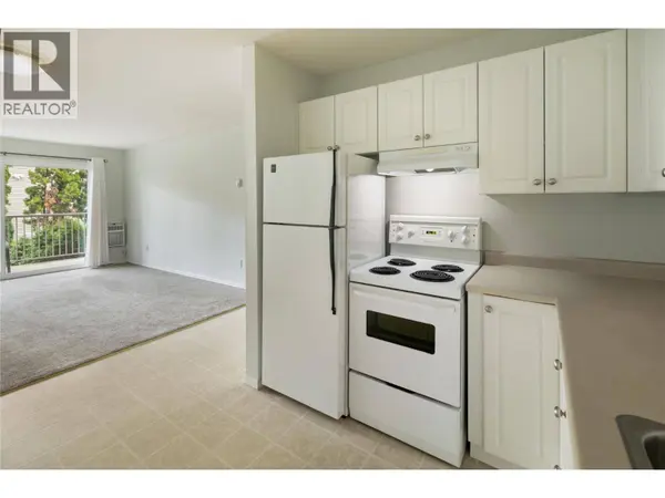 435 FRANKLYN RD #207, Kelowna, BC V1X5X8