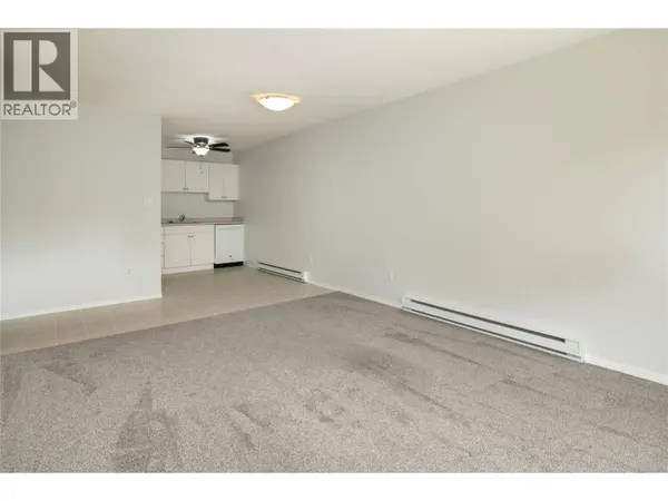 435 FRANKLYN RD #207, Kelowna, BC V1X5X8