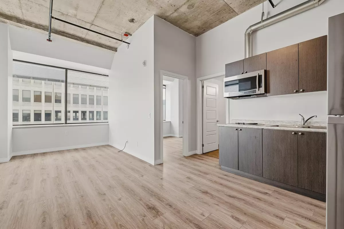 Kitchener, ON N2H 4Y5,141 Ontario St N