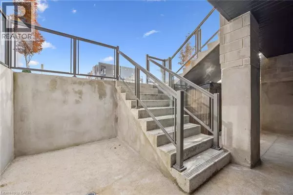 261 WOODBINE AVE #35, Kitchener, ON N2R0S7