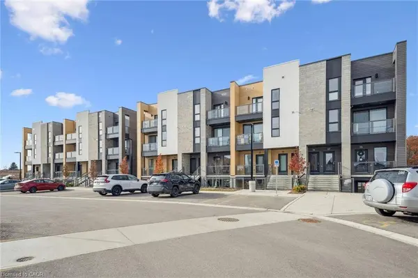 261 Woodbine Avenue #35, Kitchener, ON N2R 0S7