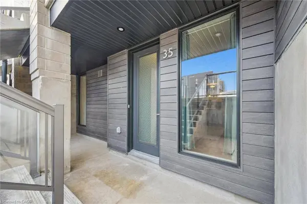 261 Woodbine Avenue #35, Kitchener, ON N2R 0S7