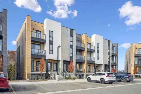 261 Woodbine Avenue #35, Kitchener, ON N2R 0S7