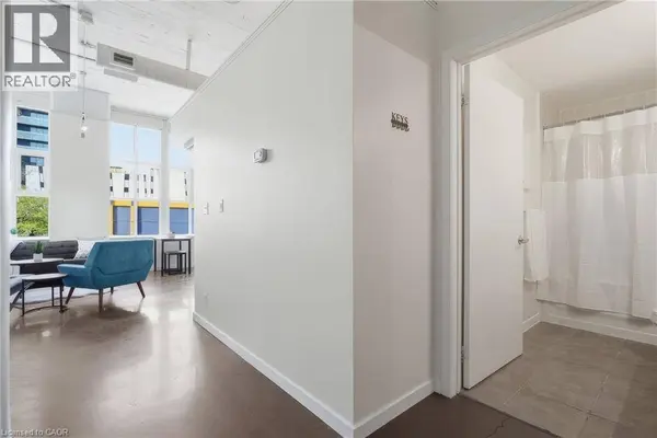 404 West KING ST West #212, Kitchener, ON N2G4Z9
