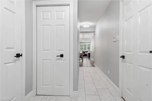 525 Beechwood Drive #27, Waterloo, ON N2T 2G7
