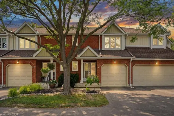525 Beechwood Drive #27, Waterloo, ON N2T 2G7