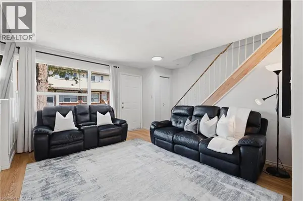 164 JANSEN AVE #11, Kitchener, ON N2A2L7